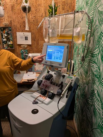an example of Total Plasma Exchange equipment